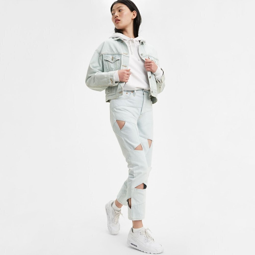 NEW Levi's 501 Original Cut Out High Rise Denim Light Wash Jeans Size 28